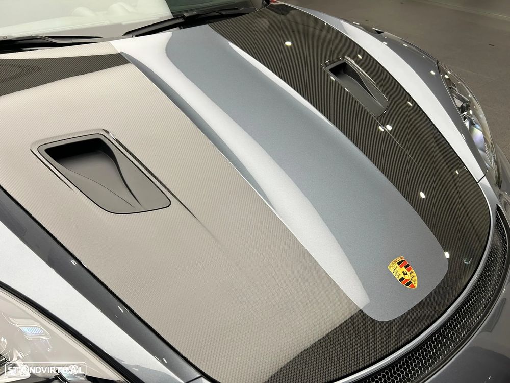 Porsche 718 Spyder - 27