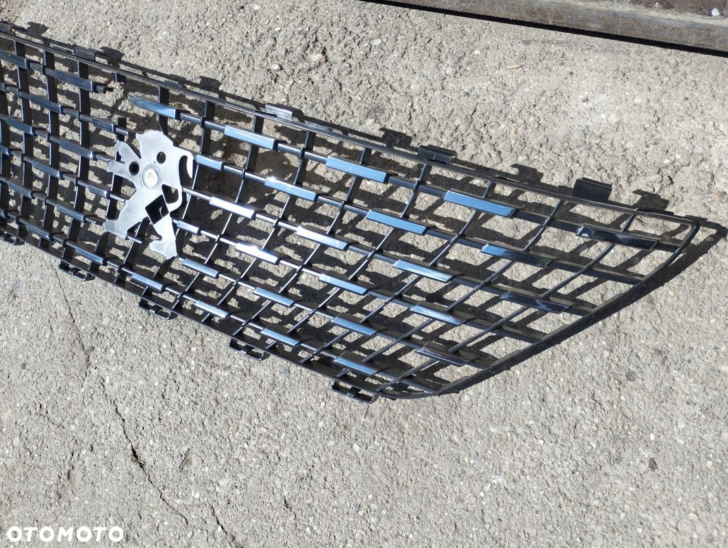 Grill Atrapa Peugeot 3008 5008 II 2 9815336077 - 2