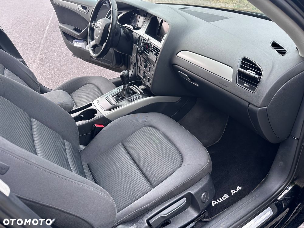 Audi A4 Avant 2.0 TDI - 14