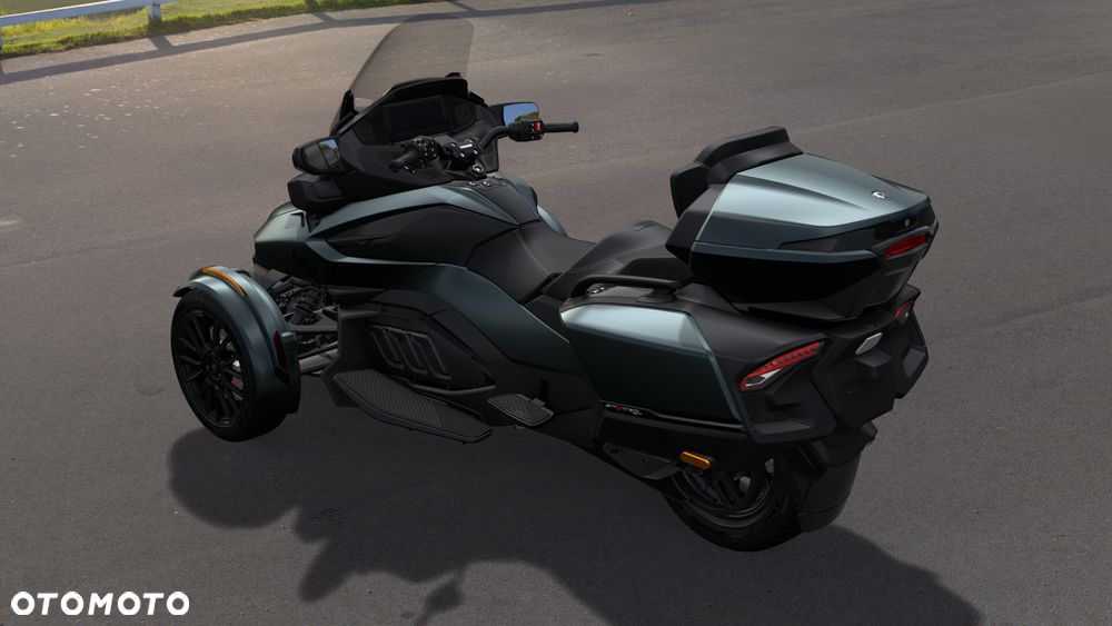 Can-Am Spyder - 7