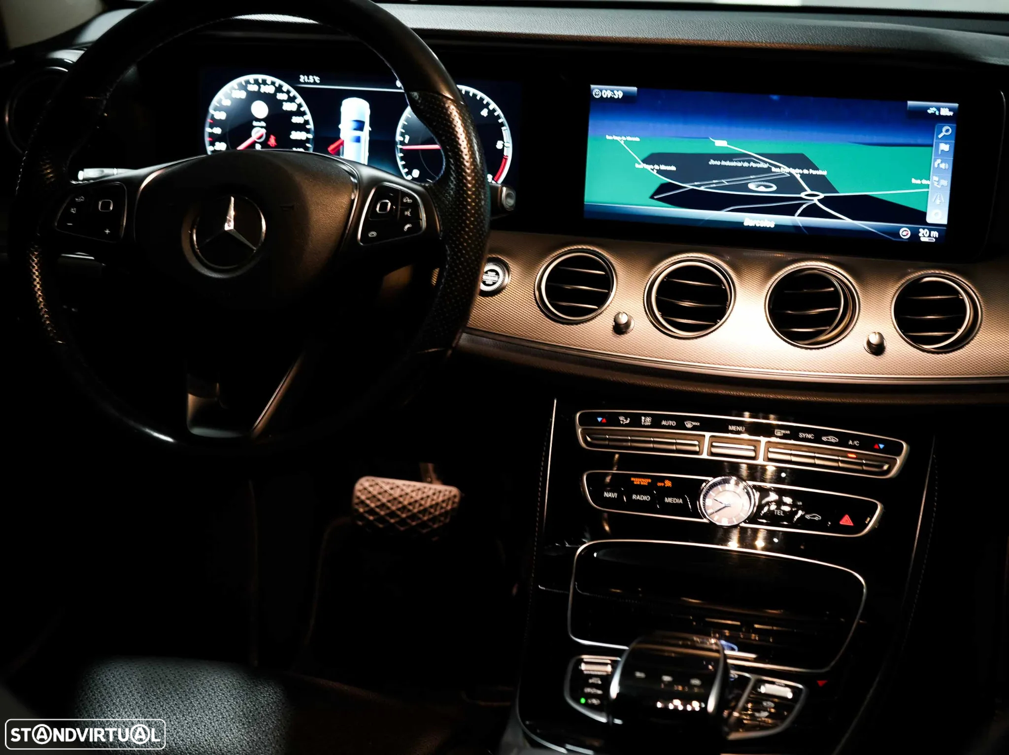 Mercedes-Benz E 220 d Avantgarde+ - 36