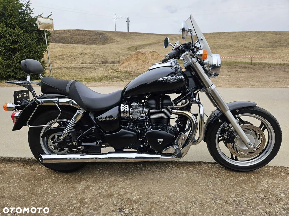Triumph Speedmaster - 9