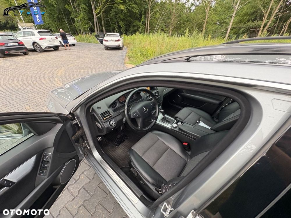 Mercedes-Benz Klasa C 180 Kompressor Automatik BlueEFFICIENCY Avantgarde - 25