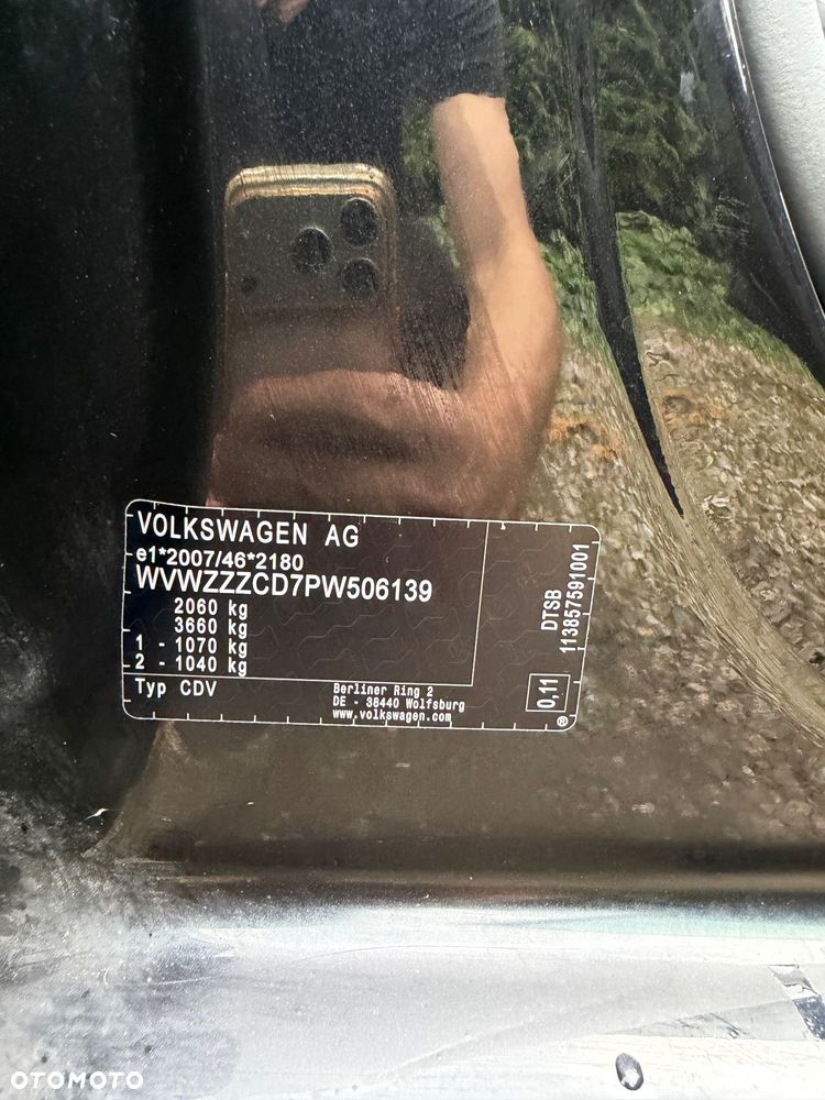 Volkswagen Golf - 14