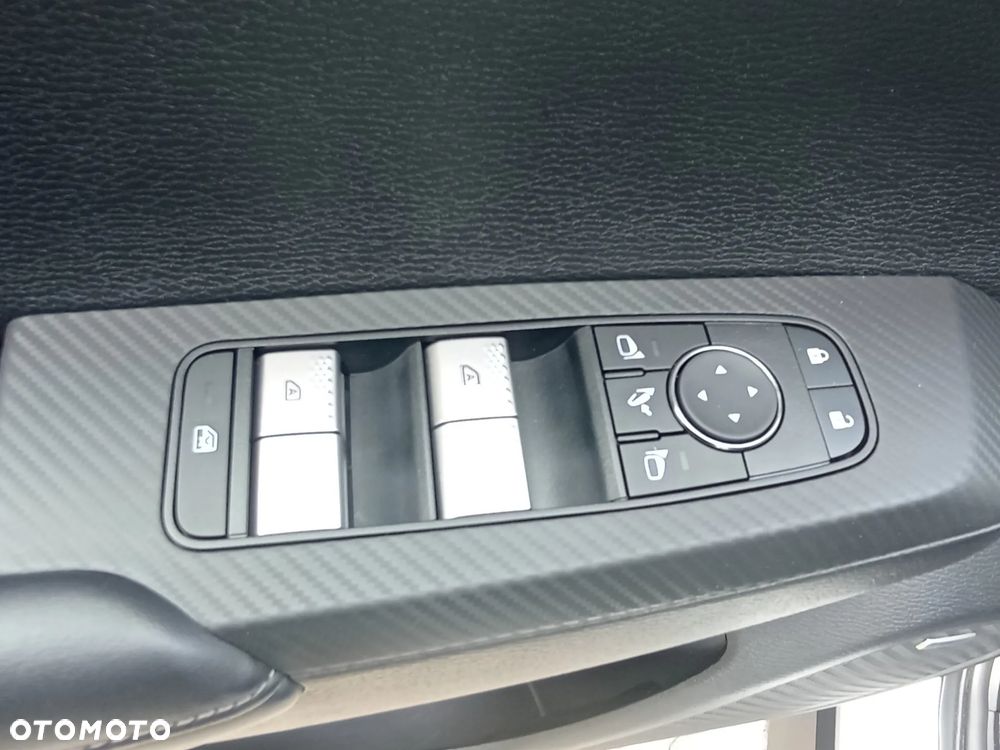 Mitsubishi Outlander Intense - 23