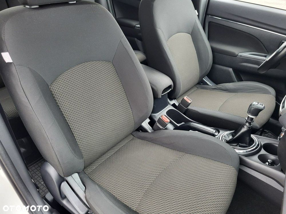 Mitsubishi ASX - 24