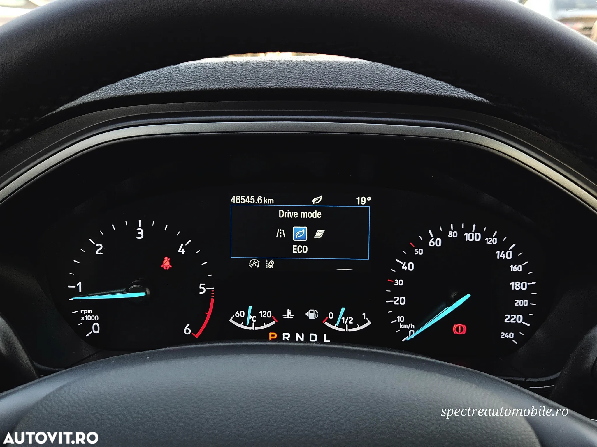 Ford Focus 1.5 EcoBlue Start-Stopp-System Aut. TITANIUM - 16
