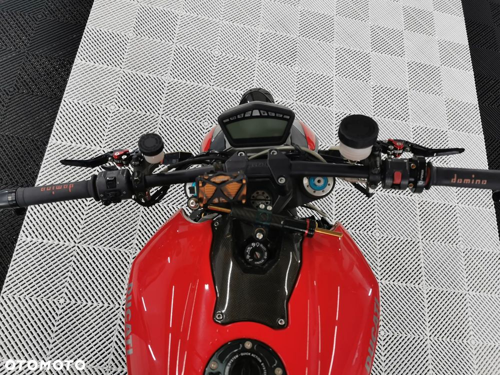 Ducati Streetfighter 1098 - 14