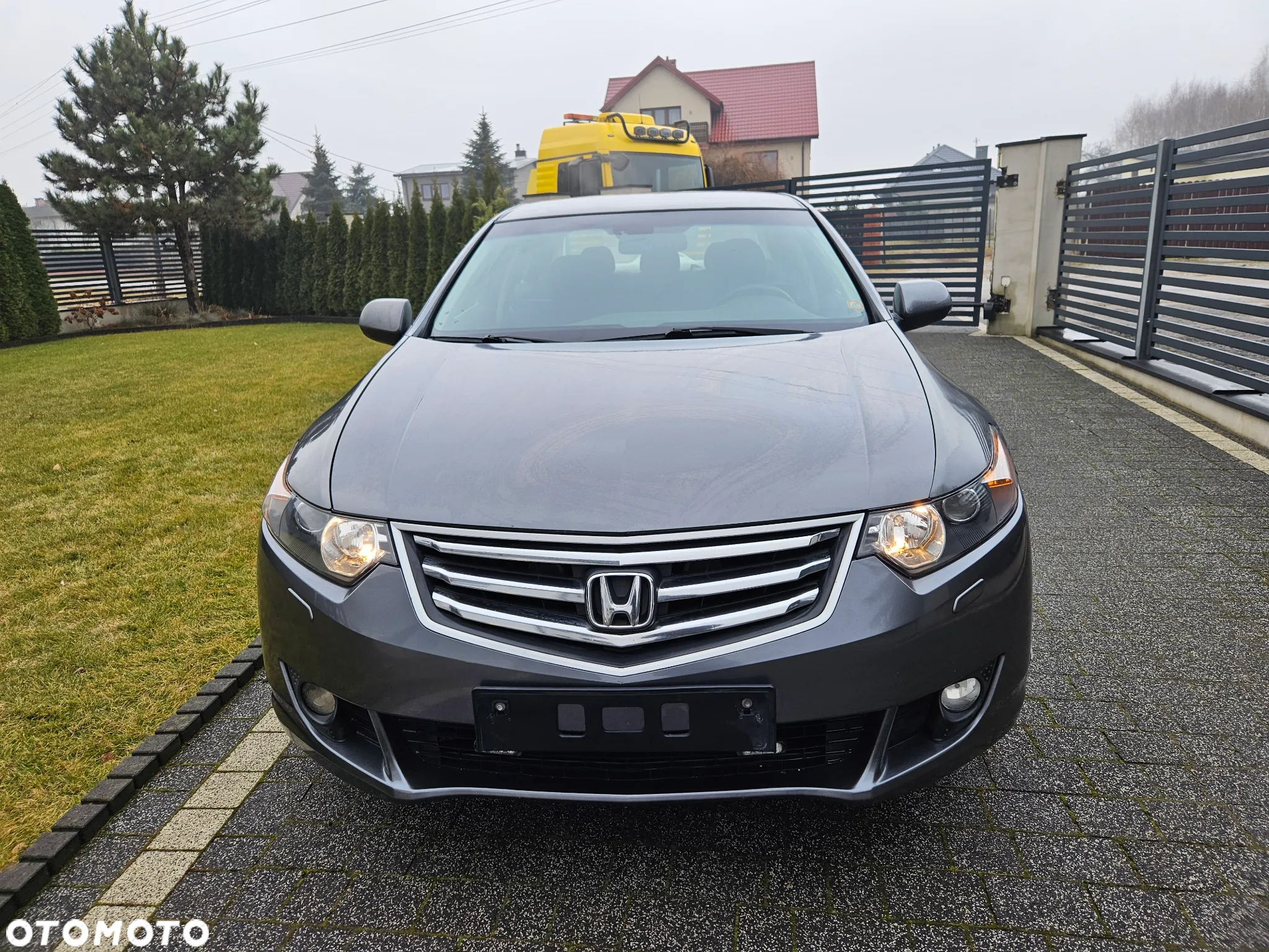 Honda Accord 2.0 Executive - 10