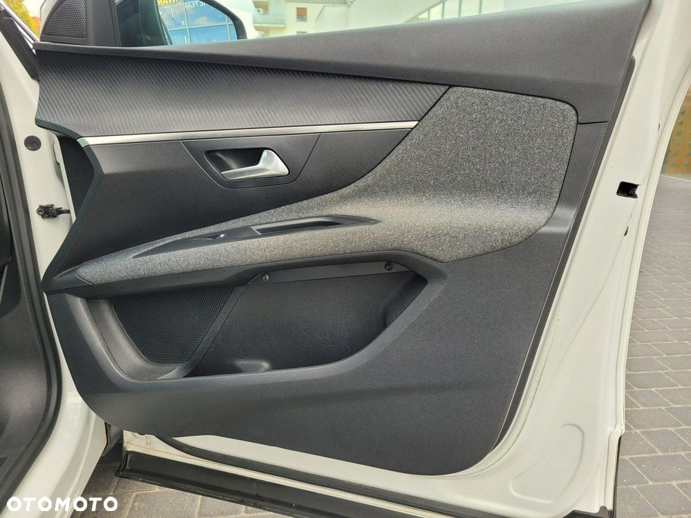 Peugeot 3008 - 15