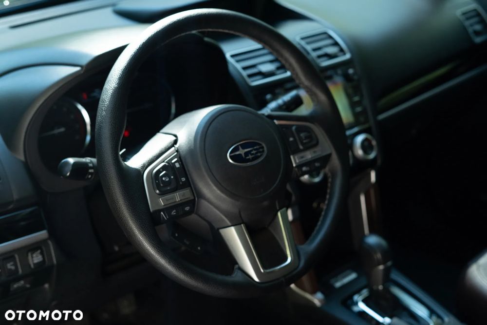 Subaru Forester 2.0 XT Platinum Lineartronic - 8