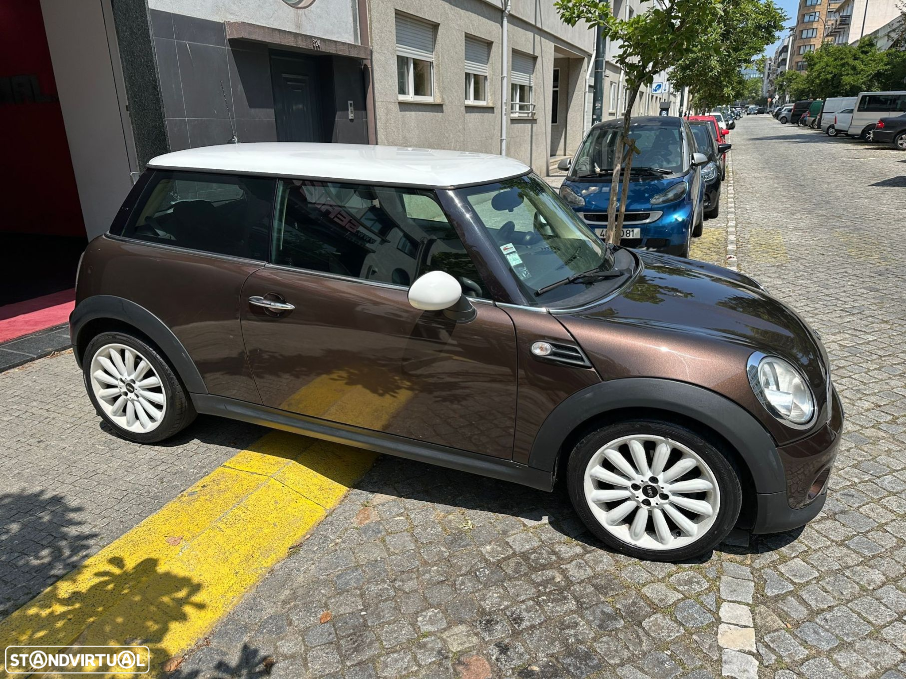 MINI 3 Portas Cooper D - 7