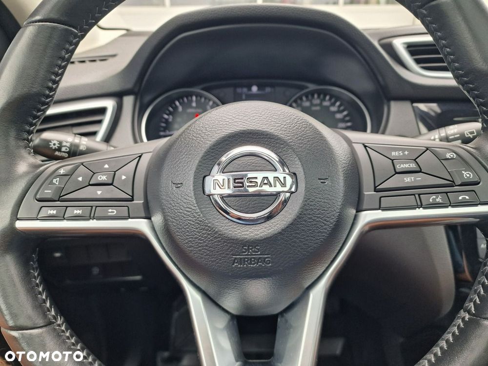 Nissan Qashqai 1.2 DIG-T N-Connecta EU6 - 36