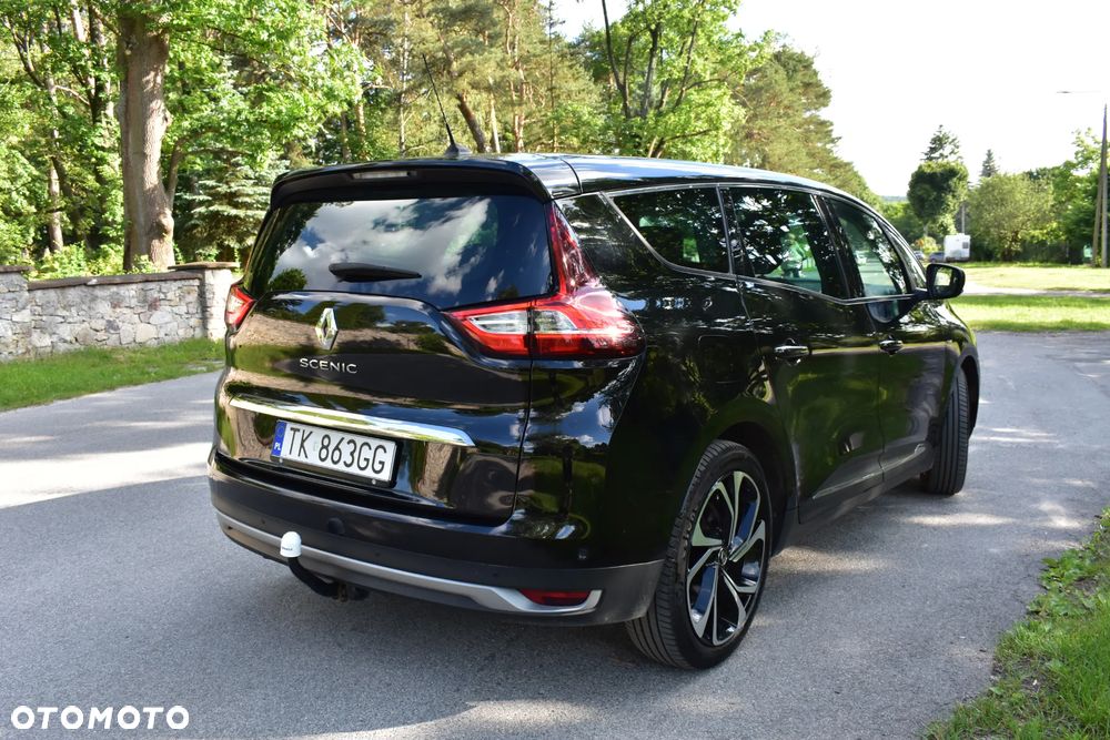 Renault Grand Scenic - 17