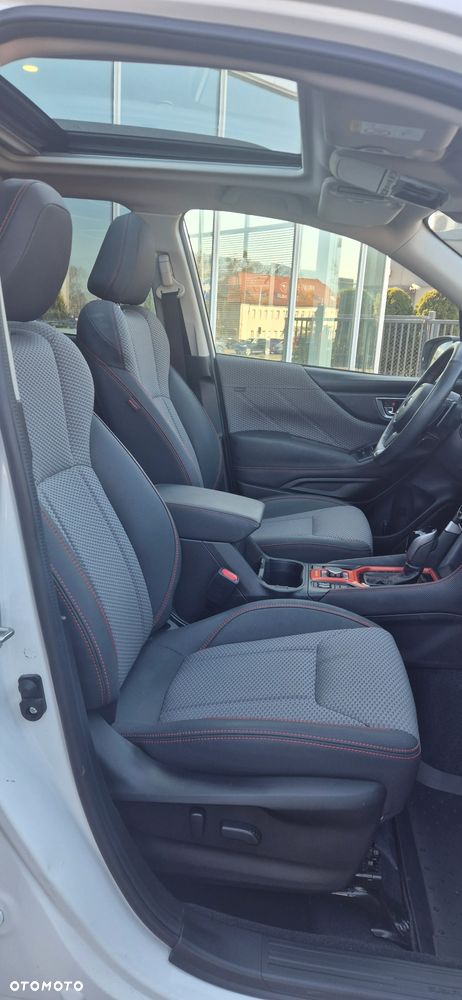 Subaru Forester 2.0 i Exclusive Special (EyeSight) Lineartronic - 11