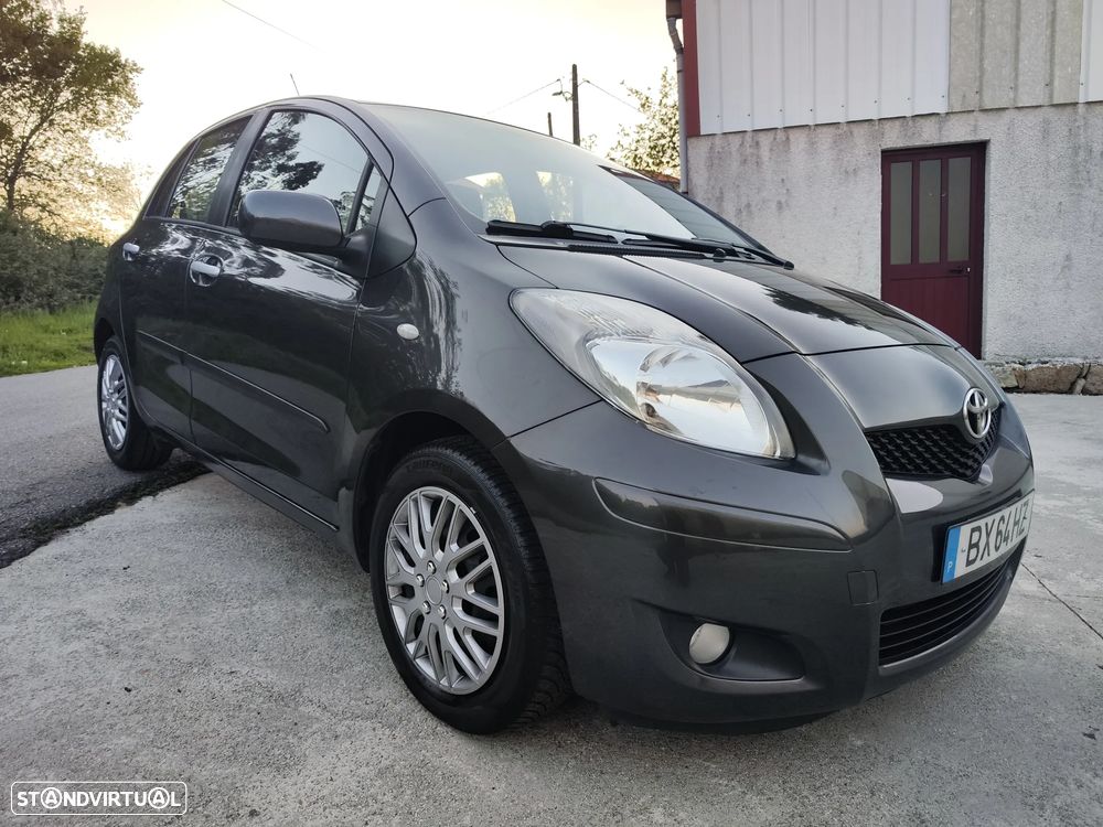 Toyota Yaris 1.33 VVT-i High Pack+NAVI MM - 4