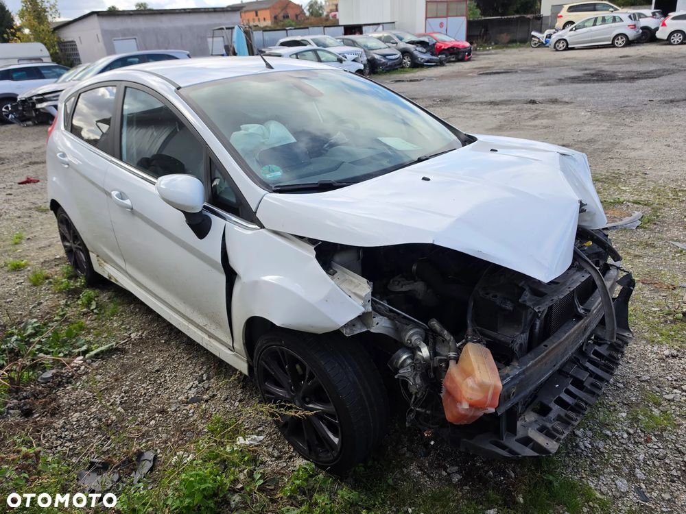 Ford Fiesta - 18