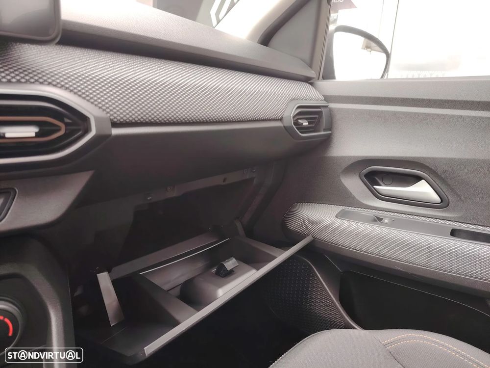 Dacia Sandero 1.0 ECO-G Stepway Bi-Fuel — fotografia 14