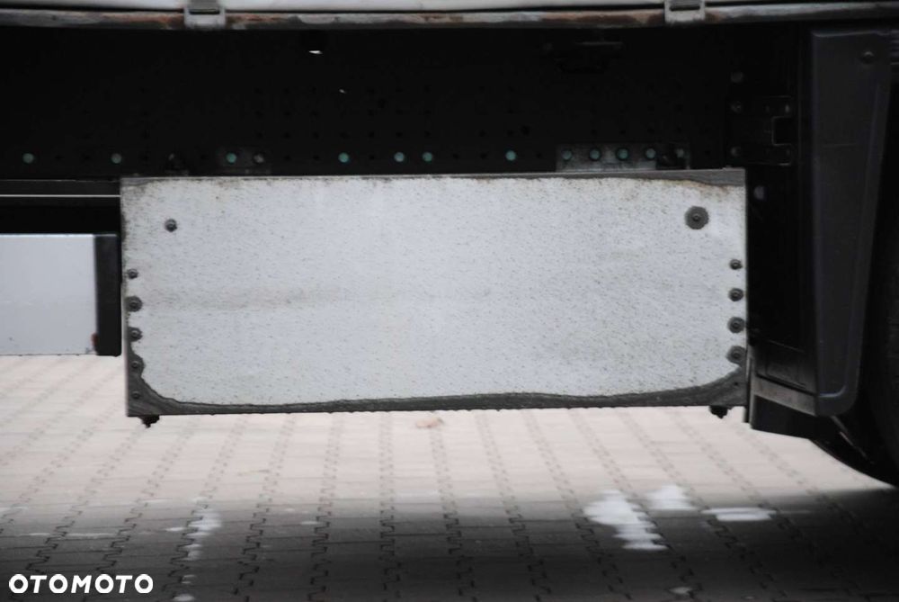 Schmitz Cargobull Varios Mega, podnoszona oś - 13