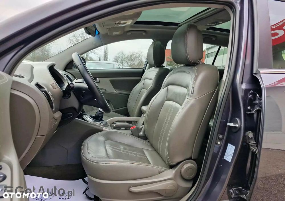 Kia Sportage 1.7 CRDI XL 2WD - 11