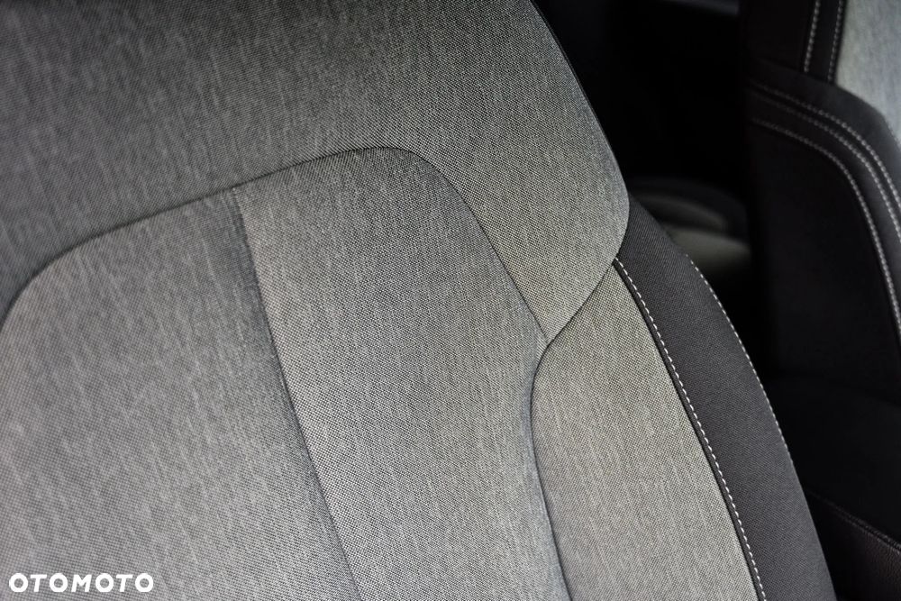 Volvo XC 40 - 18