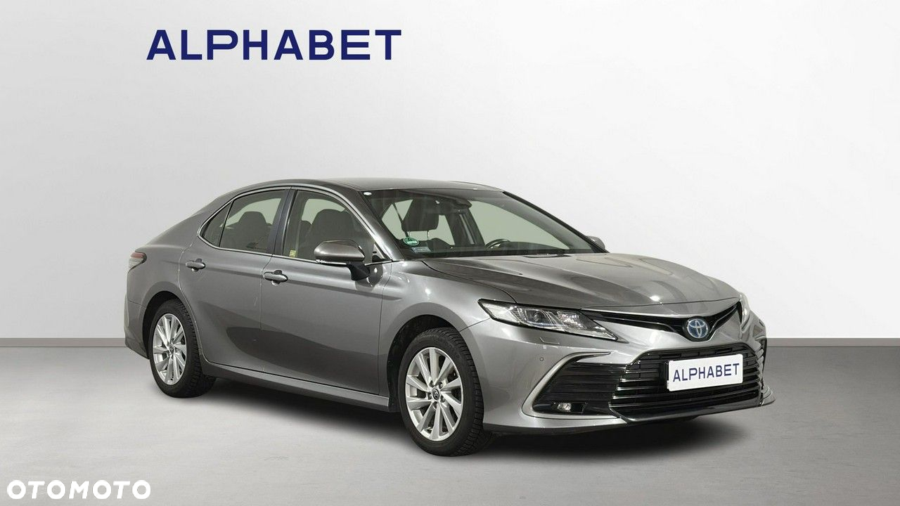 Toyota Camry - 8