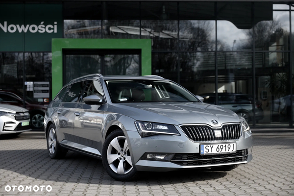 Skoda Superb 2.0 TDI Style DSG