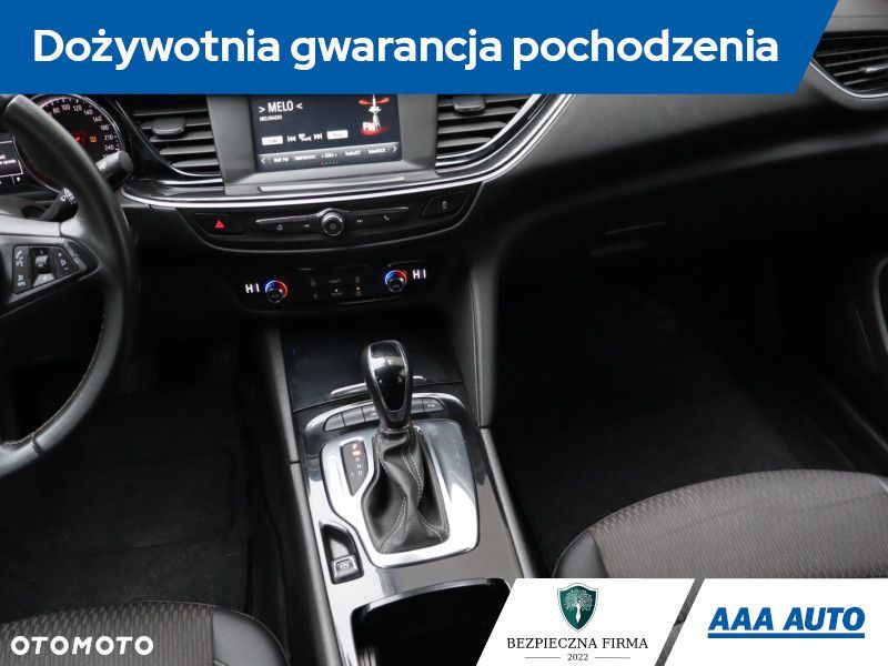 Opel Insignia - 10