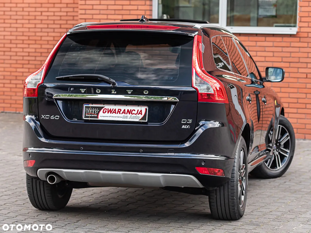 Volvo XC 60 D3 Momentum Pro - 12