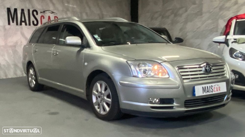Toyota Avensis SW 2.2 D-4D - 2