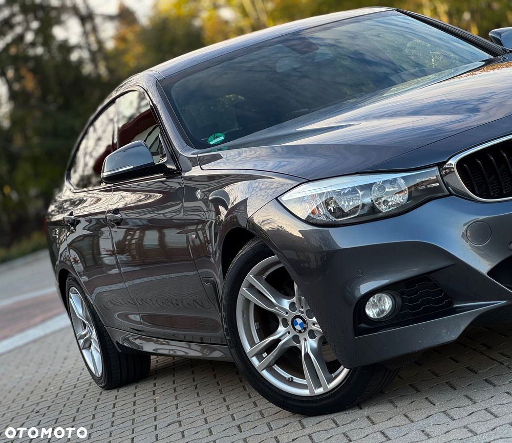 BMW 3GT 325d M Sport - 12