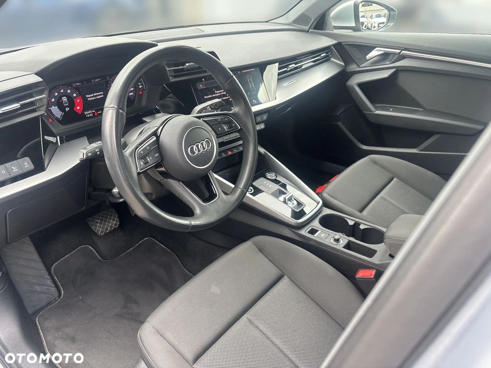 Audi A3 Limousine 35 TFSI mHEV S tronic - 10