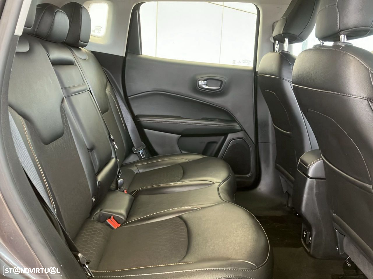Jeep Compass 1.6 M-Jet Limited - 21