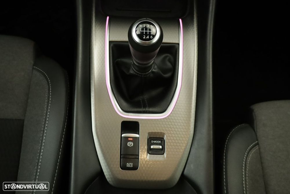 Nissan Qashqai 1.3 DIG-T N-Connecta LED - 14