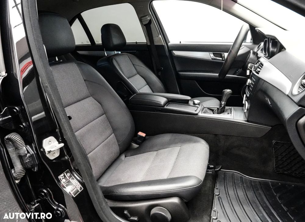 Mercedes-Benz C 250 CDI DPF (BlueEFFICIENCY) Avantgarde - 15