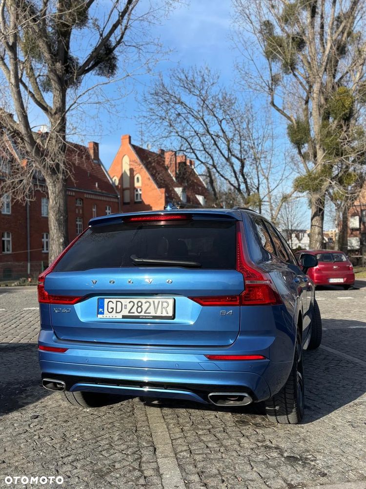 Volvo XC 60 B4 B R-Design - 9