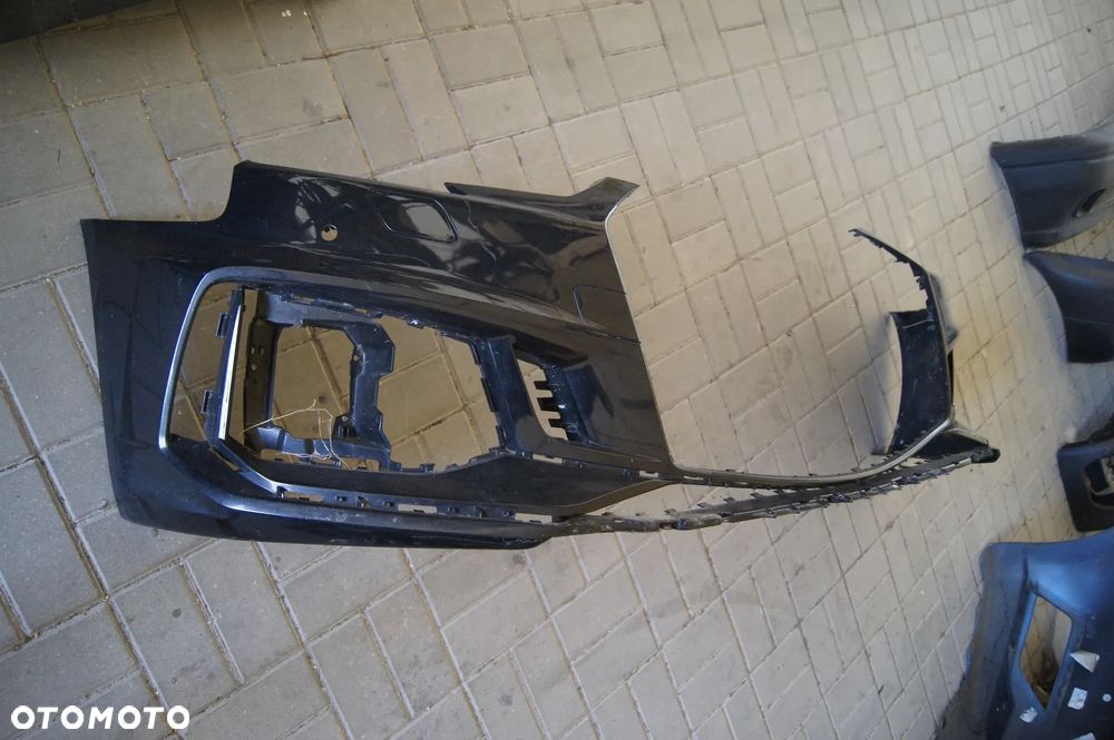 ZDERZAK PRZOD AUDI A4 RS4 B9 - 2