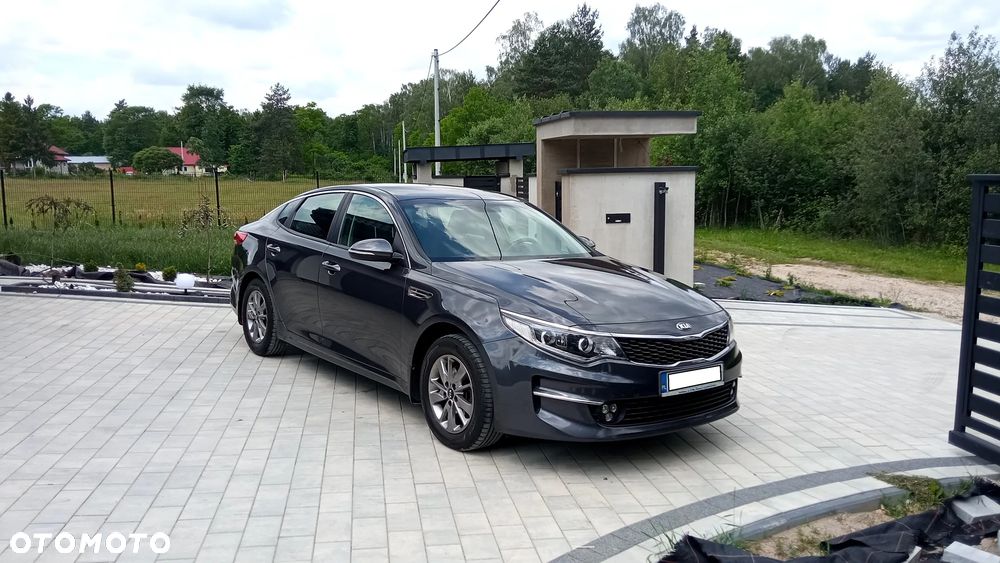 Kia Optima - 8