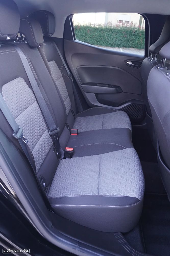 Renault Clio 1.0 TCe Evolution Bi-Fuel - 29