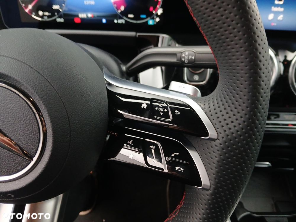 Mercedes-Benz GLA 200 AMG Line - 21