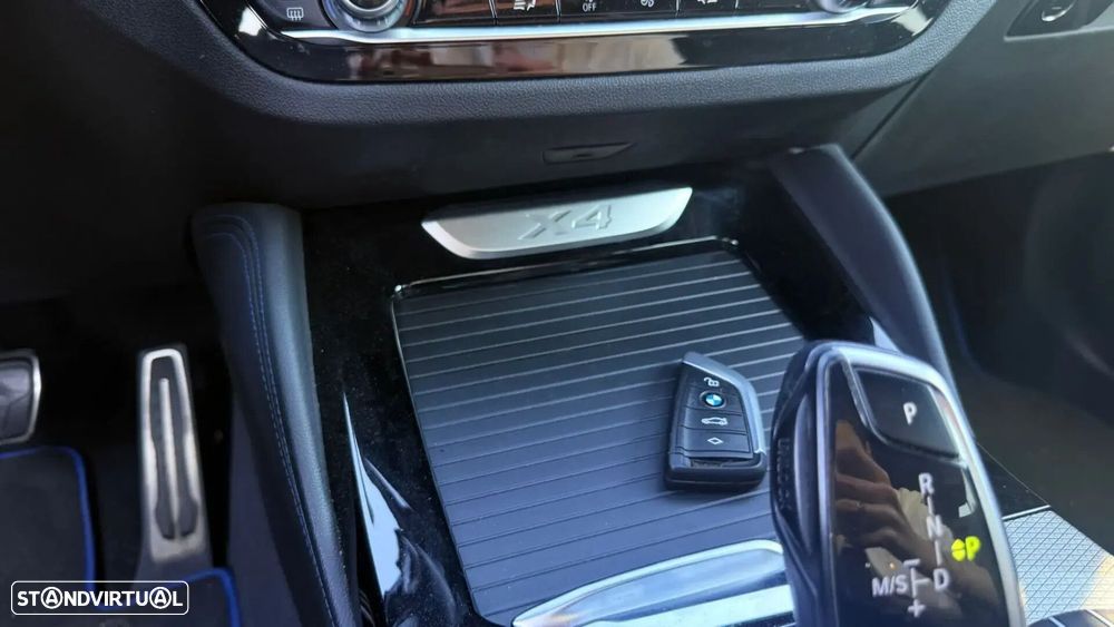 BMW X4 - 16