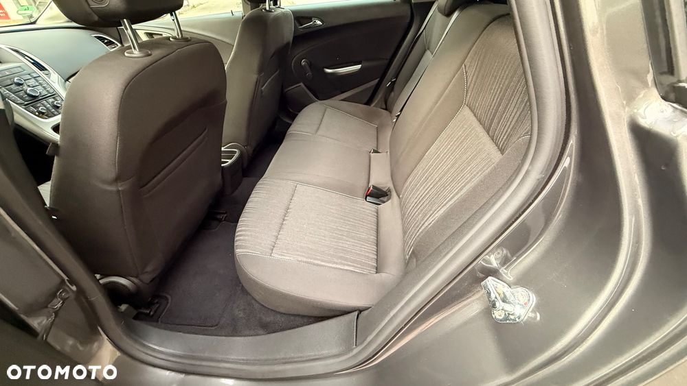 Opel Astra - 20
