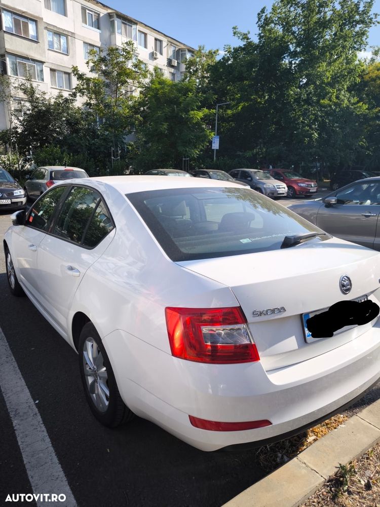 Skoda Octavia 2.0 TDI Green tec Elegance - 2