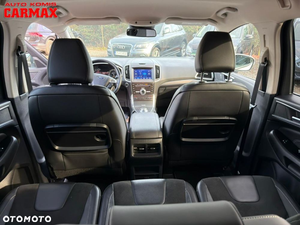 Ford S-Max - 22