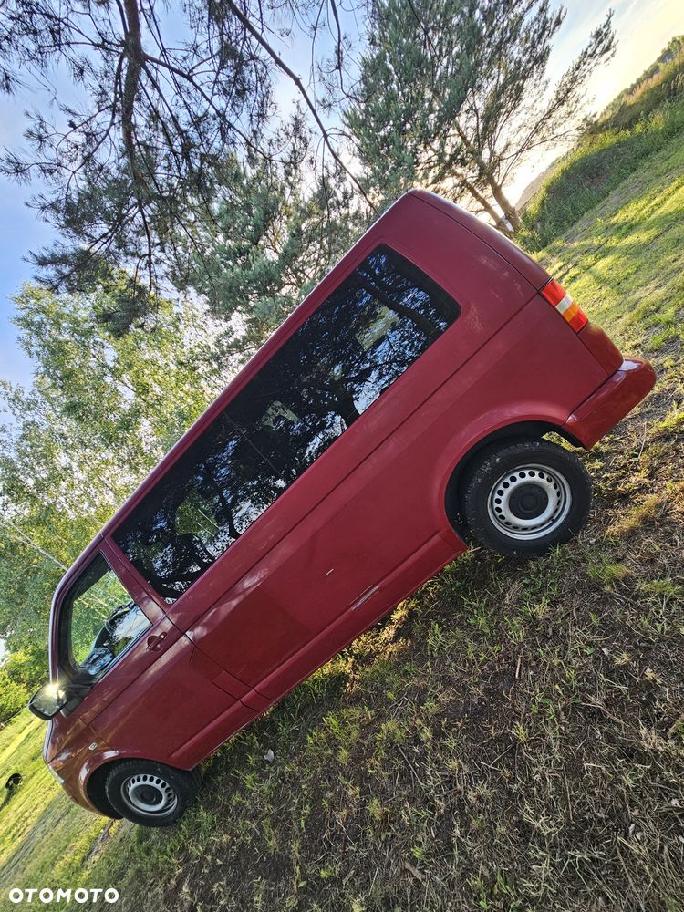 Volkswagen Caravelle - 6