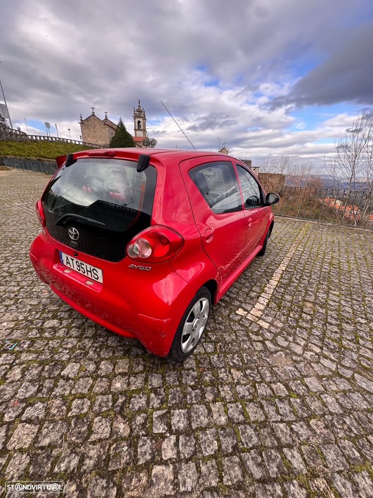 Toyota Aygo Standard - 5