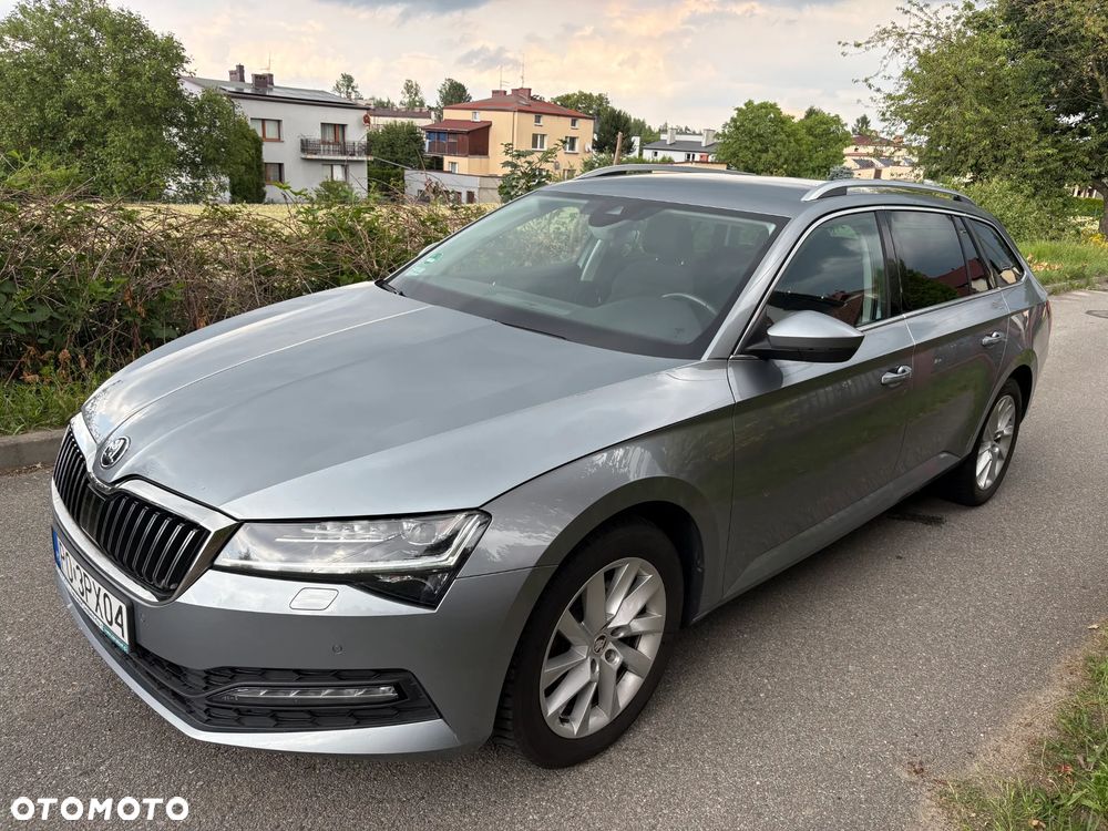 Skoda Superb 2.0 TDI SCR Ambition DSG - 2