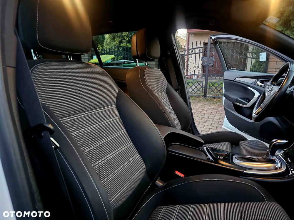 Opel Insignia Sports Tourer 2.0 Direct InjectionTurbo Ultimate - 31