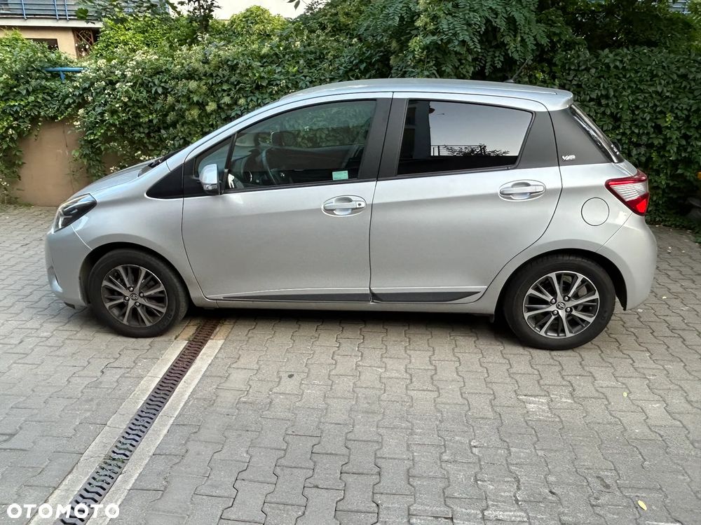 Toyota Yaris 1.5 Active - 5