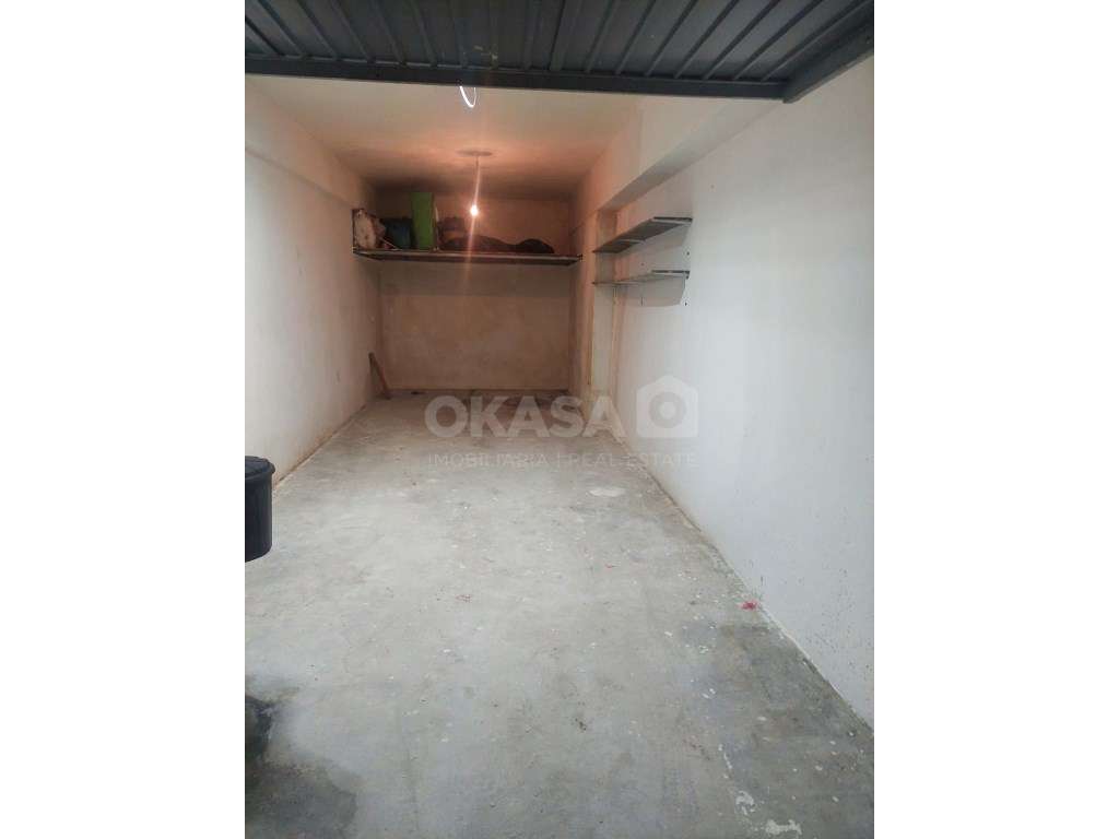 Garagem, Urbisado, Setúbal - Grande imagem: 2/4
